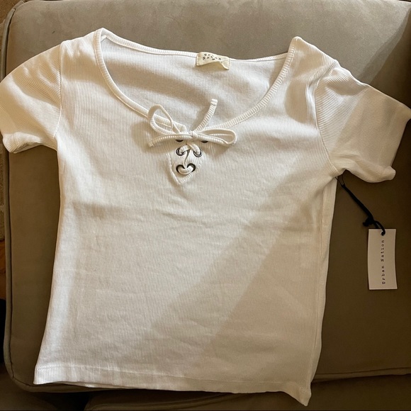 NWT Tie Front Ribbed Tee - Picture 2 of 3